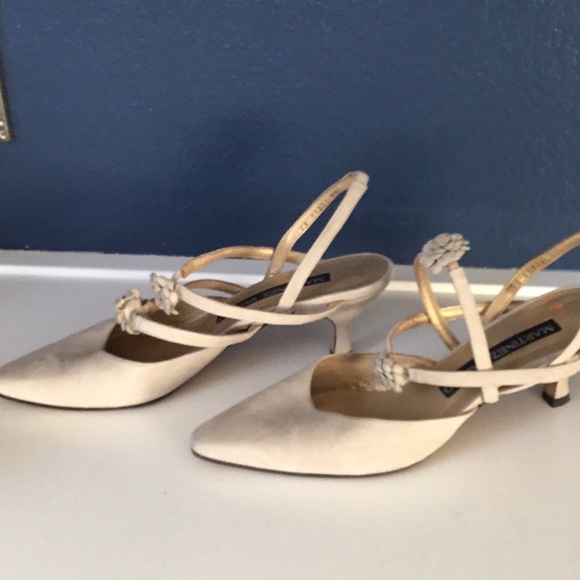 Shoes - Picture 3 of 4